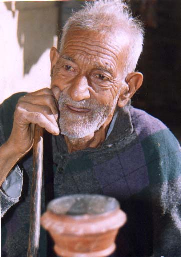 Vasudev,- or Vasu Totta- remembering those bygone days in his native Kashmir