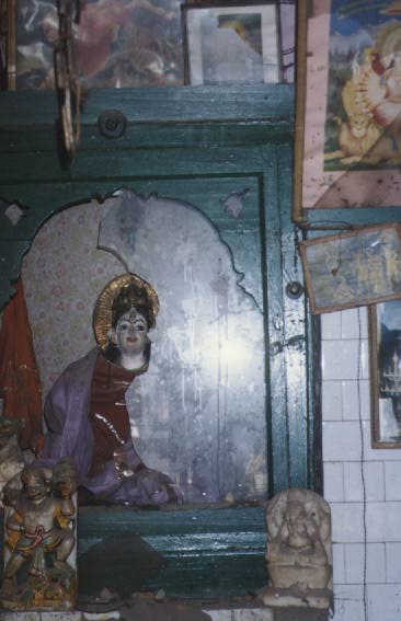 Inside of Ganpatyar Temple